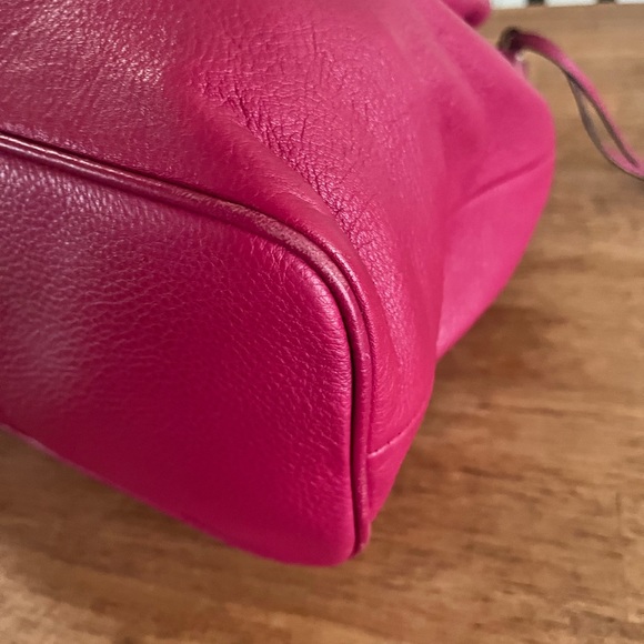 Michael Kors Jules Drawstring Large Handbag adjustable Strap Dark Pink Leather - Picture 5 of 16